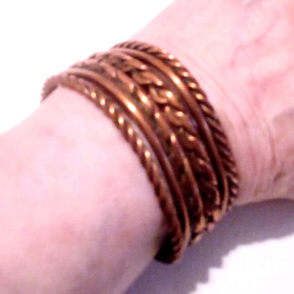 Vintage Twisted Copper Cuff Bracelet - Picture 6 of 6